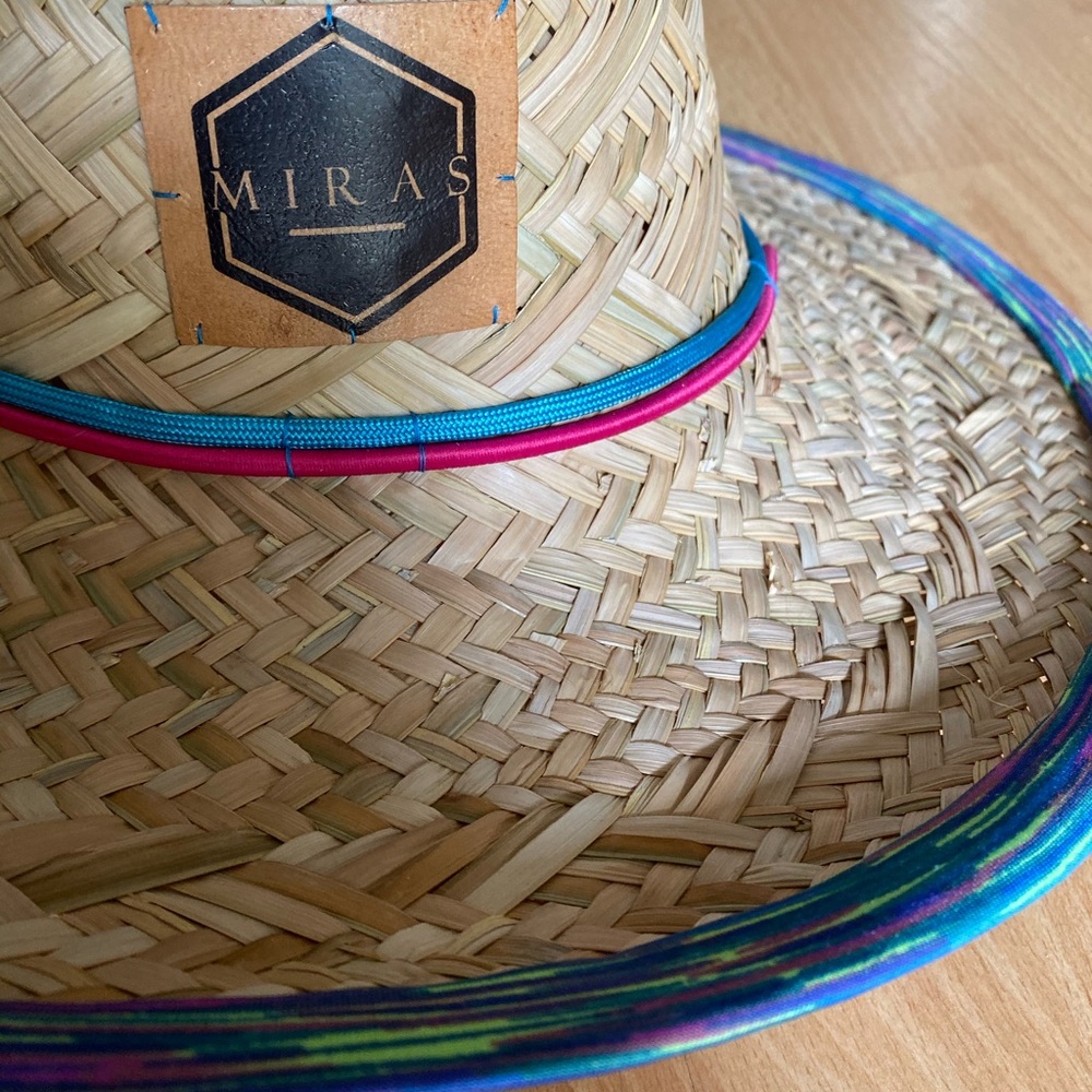 Handmade hat - Picture 3 of 4